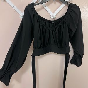 Black SHEIN crop top, loose sleeves.